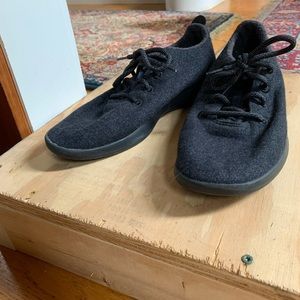 Size 10 black/grey Allbirds